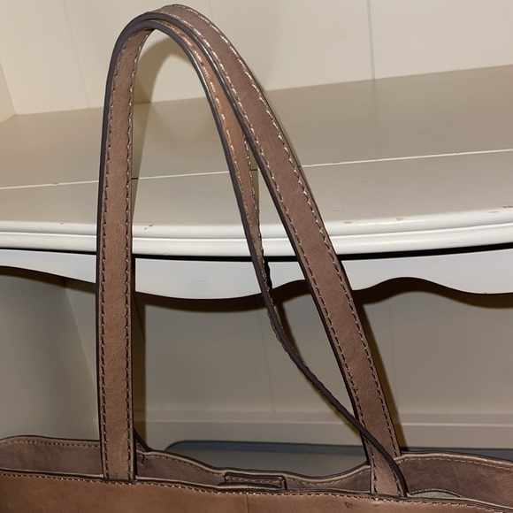 Frye | Madison Leather Tote ❤️❤️Host Pick❤️❤️ - Picture 10 of 11